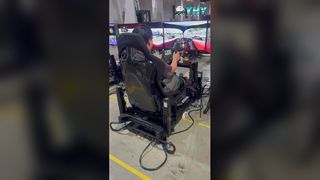 상업용 게임 센터를 위한 최고의 VR 레이싱 시뮬레이터